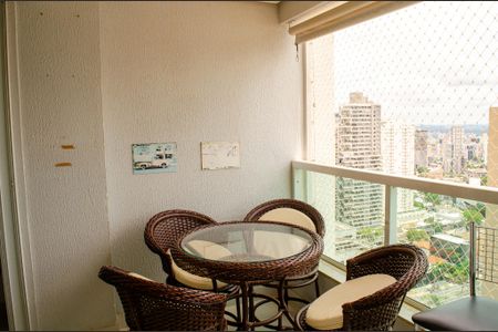 Varanda  de apartamento para alugar com 2 quartos, 61m² em Setor Marista, Goiânia