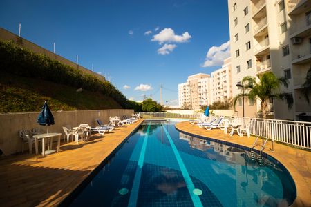 Apartamento à venda com 74m², 2 quartos e 1 vagaÁrea comum - Piscina
