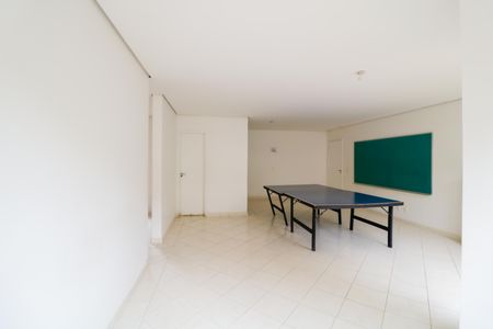 Apartamento à venda com 74m², 2 quartos e 1 vagaÁrea comum - Salão de jogos