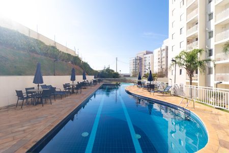 Apartamento à venda com 74m², 2 quartos e 1 vagaÁrea comum - Piscina