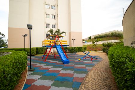 Apartamento à venda com 74m², 2 quartos e 1 vagaÁrea comum - Playground