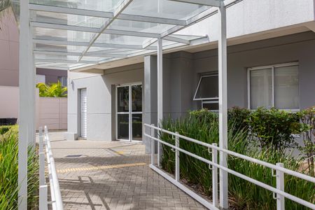 Apartamento para alugar com 33m², 1 quarto e sem vaga Apartamento para alugar com 33m², 1 quarto e sem vagaEntrada