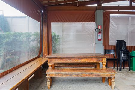 Apartamento para alugar com 33m², 1 quarto e sem vaga Apartamento para alugar com 33m², 1 quarto e sem vagaÁrea comum - Churrasqueira