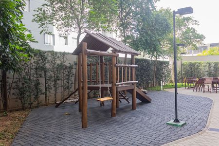 Apartamento para alugar com 33m², 1 quarto e sem vaga Apartamento para alugar com 33m², 1 quarto e sem vagaÁrea comum - Playground