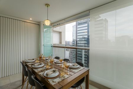 Varanda de apartamento para alugar com 1 quarto, 53m² em Vila Olímpia, São Paulo