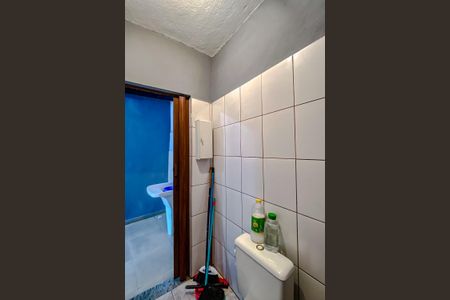 Casa à venda com 154m², 4 quartos e sem vagaCasa 2 - Banheiro de serviço