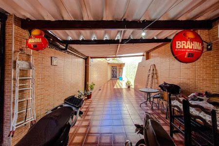 Casa à venda com 154m², 4 quartos e sem vagaÁrea externa