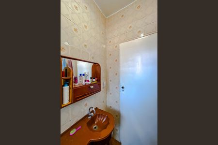 Casa à venda com 154m², 4 quartos e sem vagaBanheiro