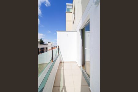 Apartamento à venda com 50m², 2 quartos e 1 vaga Apartamento à venda com 50m², 2 quartos e 1 vagaVaranda do Quarto 1