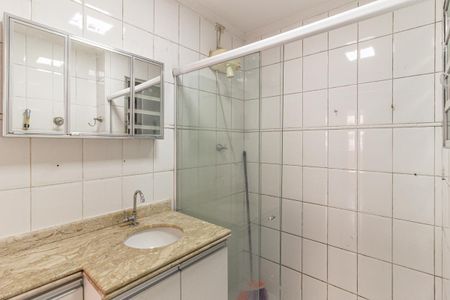Banheiro de kitnet/studio à venda com 1 quarto, 33m² em Vila Buarque, São Paulo