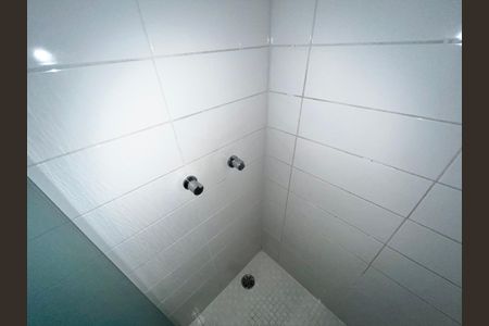 Casa à venda com 250m², 4 quartos e sem vaga Casa à venda com 250m², 4 quartos e sem vagaBanheiro