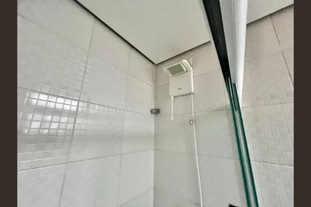 Casa à venda com 250m², 4 quartos e sem vaga Casa à venda com 250m², 4 quartos e sem vagaBanheiro de serviço