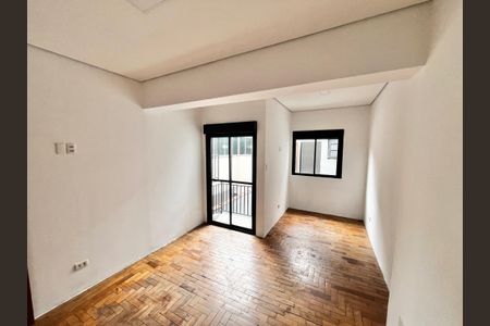 Casa à venda com 250m², 4 quartos e sem vaga Casa à venda com 250m², 4 quartos e sem vagaQuarto 1
