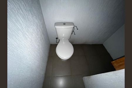 Casa à venda com 250m², 4 quartos e sem vaga Casa à venda com 250m², 4 quartos e sem vagaLavabo