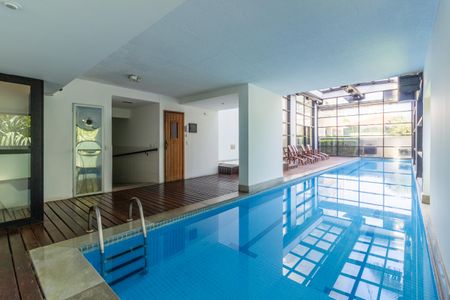 Apartamento à venda com 55m², 2 quartos e 1 vaga Apartamento à venda com 55m², 2 quartos e 1 vagaÁrea comum - Piscina Coberta