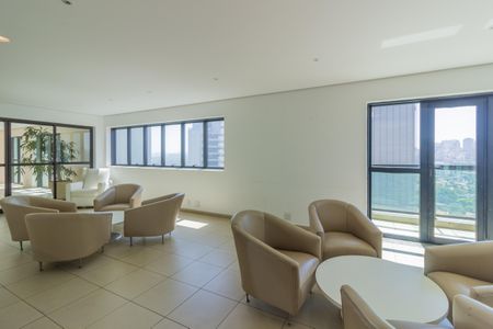 Apartamento à venda com 55m², 2 quartos e 1 vaga Apartamento à venda com 55m², 2 quartos e 1 vagaÁrea comum - Salão de festas