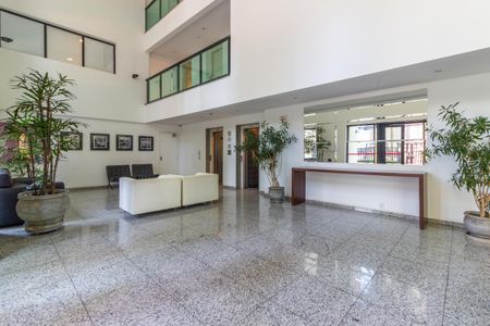 Apartamento à venda com 55m², 2 quartos e 1 vaga Apartamento à venda com 55m², 2 quartos e 1 vagaÁrea comum - Hall Social