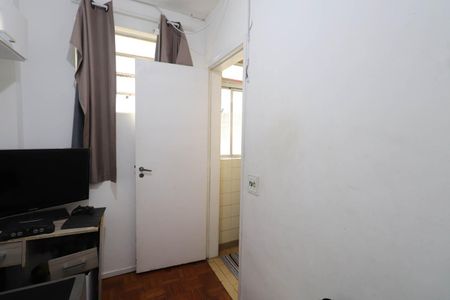 Apartamento à venda com 83m², 2 quartos e 1 vaga Apartamento à venda com 83m², 2 quartos e 1 vagaQuarto de Serviço