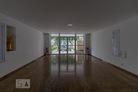 Apartamento à venda com 83m², 2 quartos e 1 vaga Apartamento à venda com 83m², 2 quartos e 1 vagaÁrea comum - Salão de festas