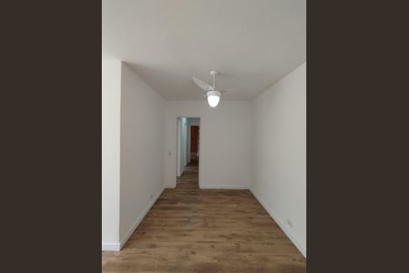 Apartamento para alugar com 80m², 3 quartos e 1 vaga Apartamento para alugar com 80m², 3 quartos e 1 vagaSala