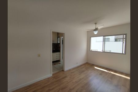 Sala de apartamento para alugar com 3 quartos, 80m² em Aclimação, São Paulo