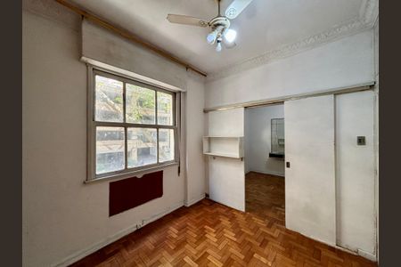 Apartamento à venda com 110m², 3 quartos e 1 vaga Apartamento à venda com 110m², 3 quartos e 1 vagaQuarto 2