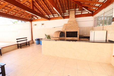 Apartamento à venda com 60m², 2 quartos e 1 vagaÁrea comum - Churrasqueira