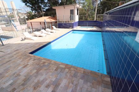 Apartamento à venda com 60m², 2 quartos e 1 vagaÁrea comum - Piscina