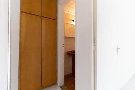 Apartamento à venda com 60m², 2 quartos e 1 vaga Apartamento à venda com 60m², 2 quartos e 1 vagaCorredor