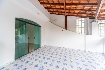 Varanda da Sala de casa para alugar com 4 quartos, 260m² em Parque Gerassi, Santo André