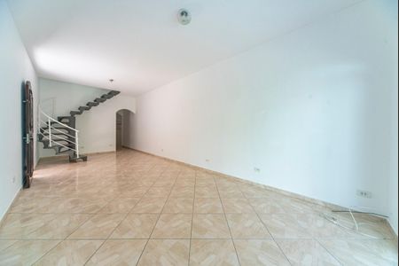 Sala de casa para alugar com 4 quartos, 260m² em Parque Gerassi, Santo André