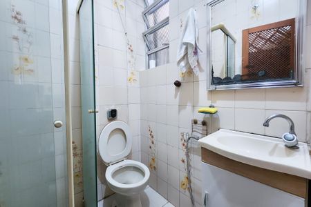 Banheiro de apartamento à venda com 1 quarto, 42m² em Glória, Rio de Janeiro