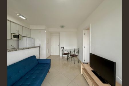 Sala de apartamento para alugar com 1 quarto, 38m² em Santo Amaro, São Paulo