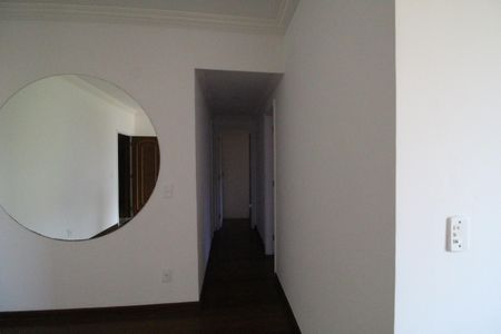 Apartamento à venda com 81m², 2 quartos e 2 vagasSala - Corredor