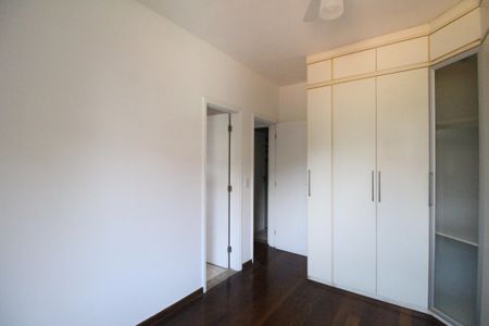 Apartamento à venda com 81m², 2 quartos e 2 vagasSuíte
