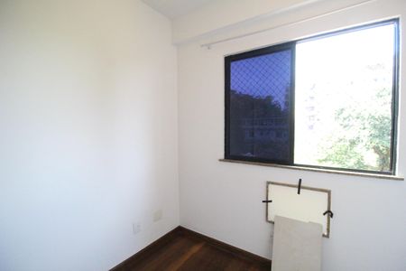 Apartamento à venda com 81m², 2 quartos e 2 vagasQuarto 