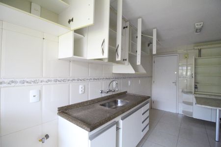 Apartamento à venda com 81m², 2 quartos e 2 vagasCozinha