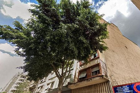 Studio à venda com 37m², 1 quarto e sem vaga Studio à venda com 37m², 1 quarto e sem vagaFachada