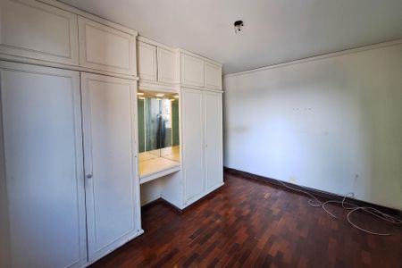 Apartamento à venda com 200m², 4 quartos e 2 vagas Apartamento à venda com 200m², 4 quartos e 2 vagasSuíte 1