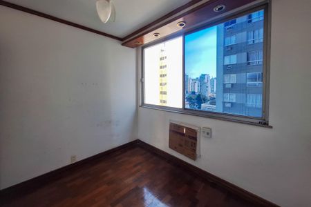 Apartamento à venda com 200m², 4 quartos e 2 vagas Apartamento à venda com 200m², 4 quartos e 2 vagasQuarto 2