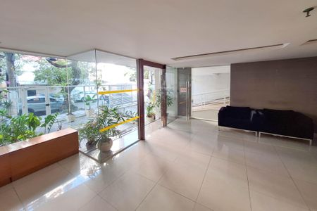 Apartamento à venda com 200m², 4 quartos e 2 vagas Apartamento à venda com 200m², 4 quartos e 2 vagasÁrea comum