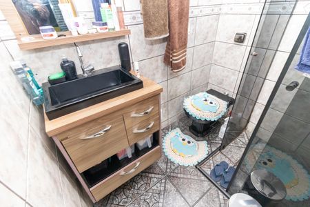 Casa à venda com 100m², 2 quartos e 1 vaga Casa à venda com 100m², 2 quartos e 1 vagaBanheiro da Suíte 1