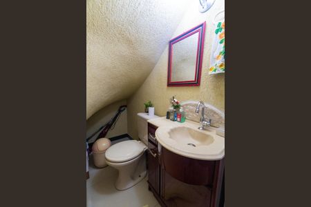 Casa à venda com 100m², 3 quartos e 1 vaga Casa à venda com 100m², 3 quartos e 1 vagaLavabo