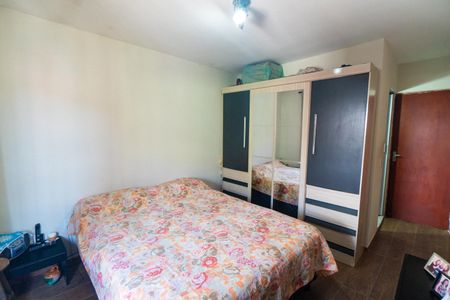 Casa à venda com 100m², 3 quartos e 1 vaga Casa à venda com 100m², 3 quartos e 1 vagaSuite