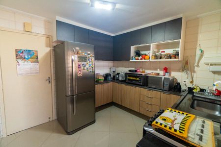 Casa à venda com 100m², 3 quartos e 1 vaga Casa à venda com 100m², 3 quartos e 1 vagaCozinha