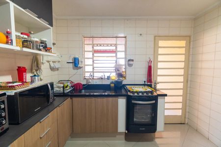 Casa à venda com 100m², 3 quartos e 1 vaga Casa à venda com 100m², 3 quartos e 1 vagaCozinha