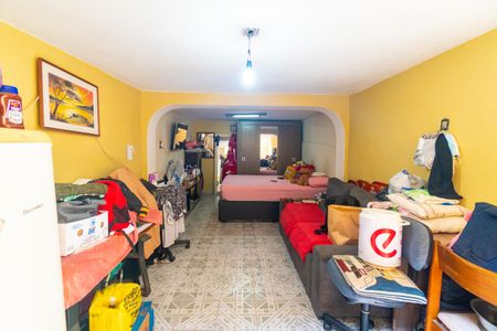 Casa à venda com 100m², 3 quartos e 1 vaga Casa à venda com 100m², 3 quartos e 1 vagaSalão