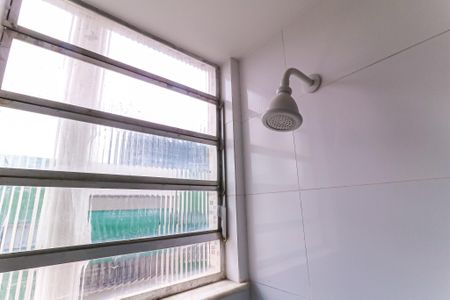 Apartamento à venda com 70m², 2 quartos e 1 vaga Apartamento à venda com 70m², 2 quartos e 1 vagaBanheiro