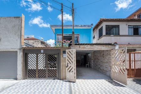 Casa para alugar com 177m², 3 quartos e 2 vagas Casa para alugar com 177m², 3 quartos e 2 vagasFachada