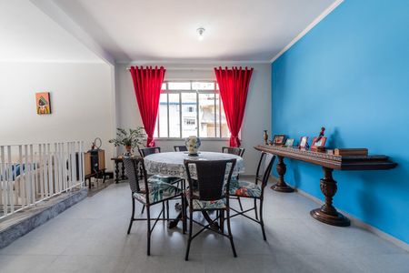 Casa para alugar com 177m², 3 quartos e 2 vagas Casa para alugar com 177m², 3 quartos e 2 vagasSala